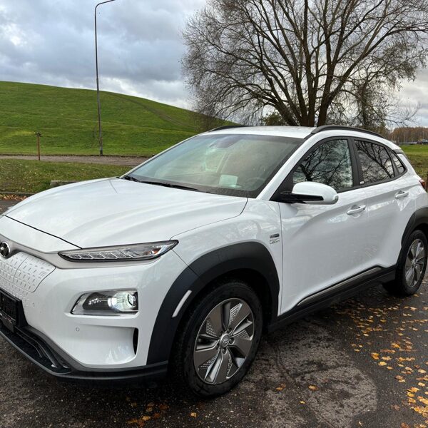  Pieejams uzreiz 64kw Hyundai Kona elektro  ar valsts līdzfinasējumu