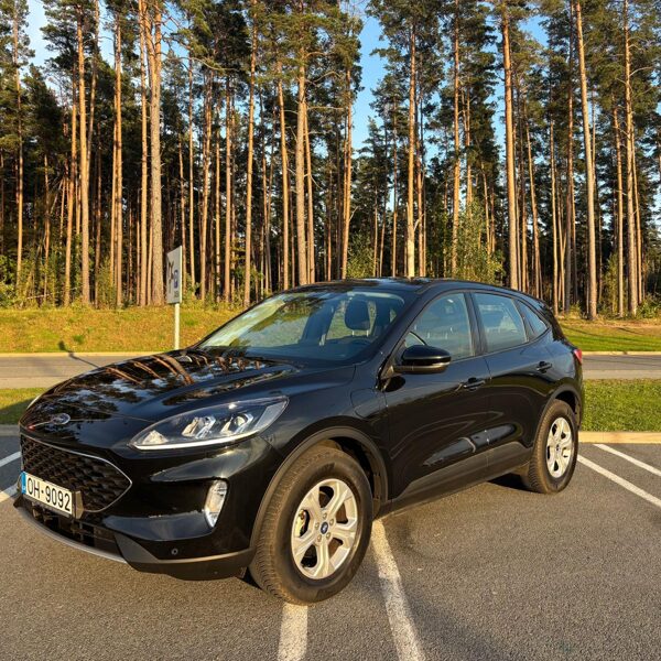 Ford Kuga 2022.gads 2.5 plug in hibrīda dzinējs.