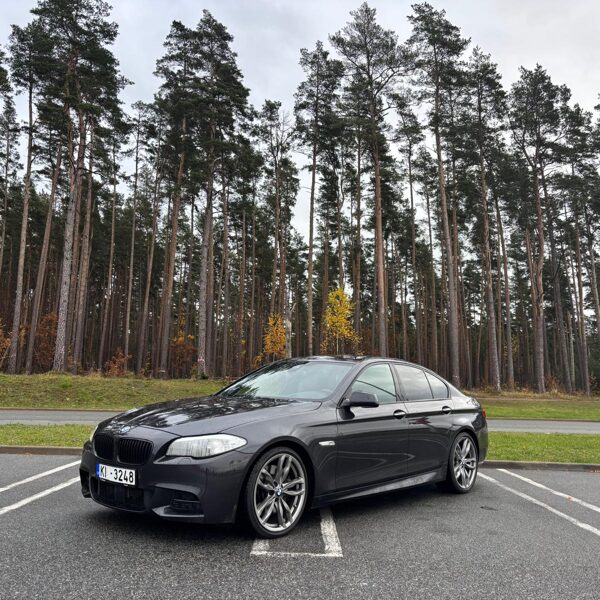 BMW M550 3.0D 2012.gads