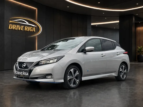 &nbsp;Nissan Leaf Tekna 62kwh